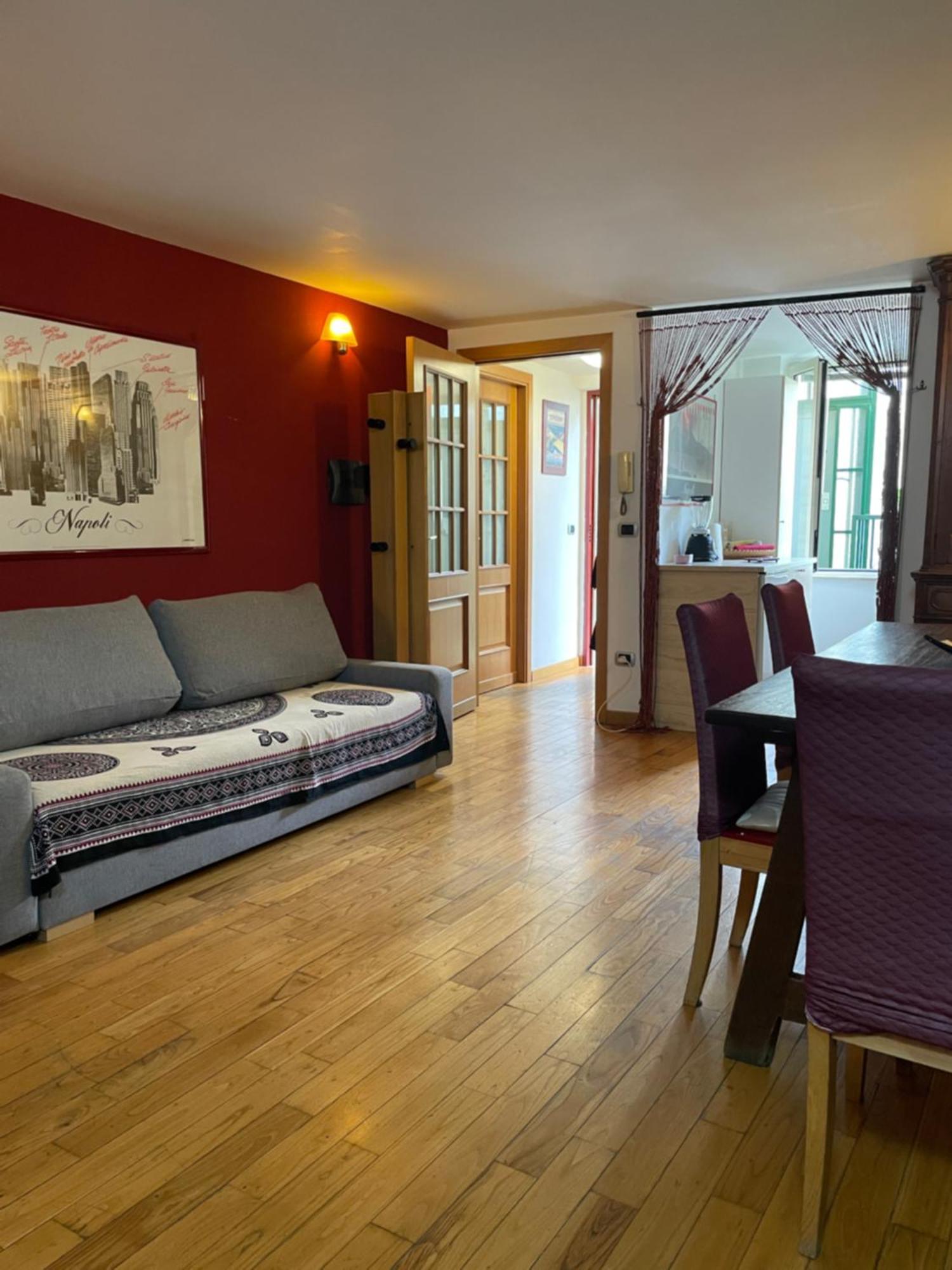 B&B Trieste&Trento Napoli Eksteriør billede